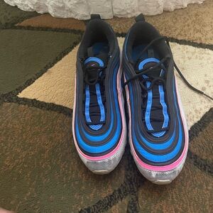 Nike Airmax sneakers!